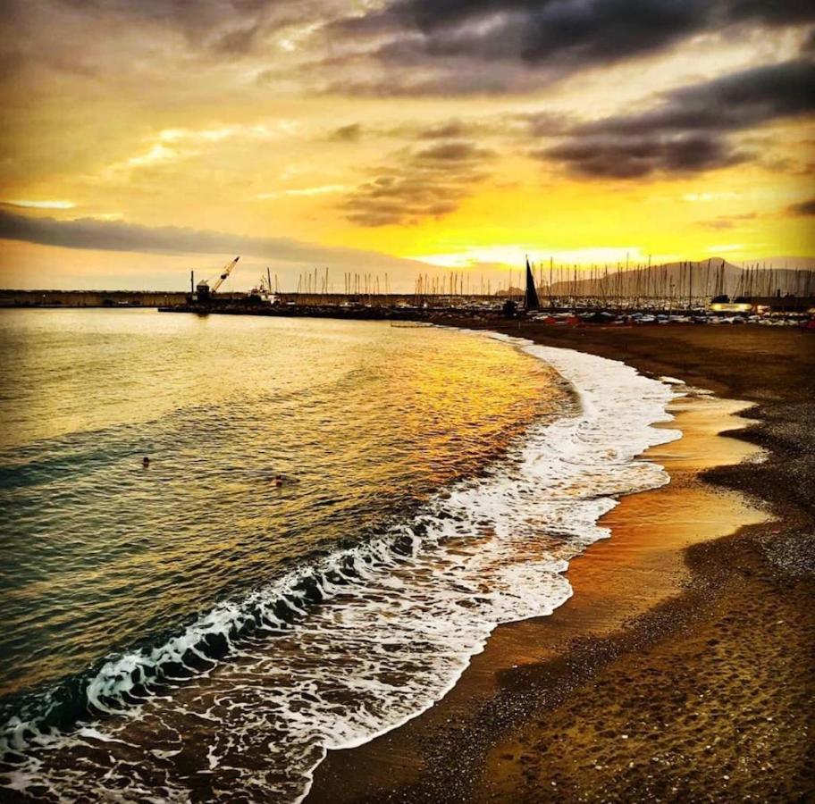 Ca' Dei Pescatori Dalle Spiagge Lavagna Luaran gambar
